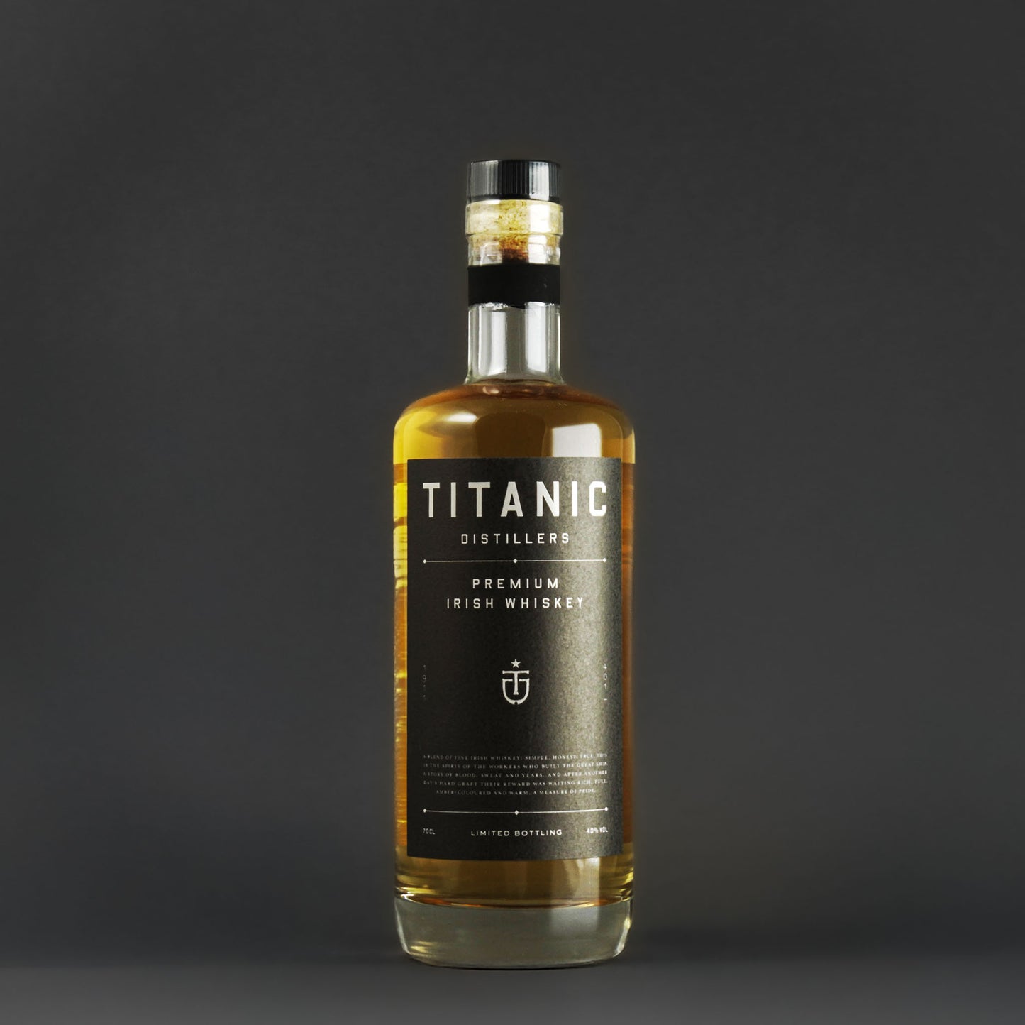 Titanic Distillers Premium Irish Whiskey in TUBE - 40 % vol